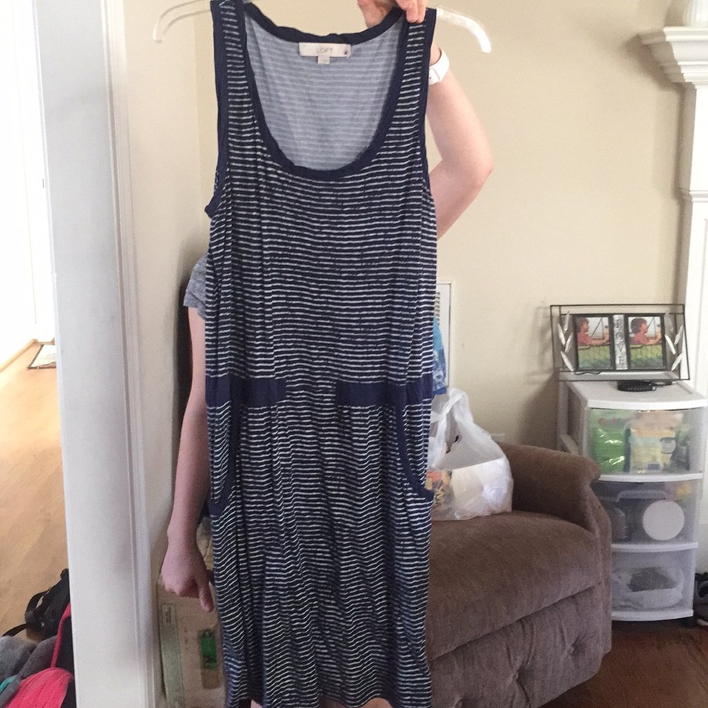 Size large Loft pocket dress